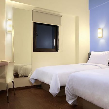 Amaris Hotel Sunset Road - Bali Kuta Lombok Extérieur photo