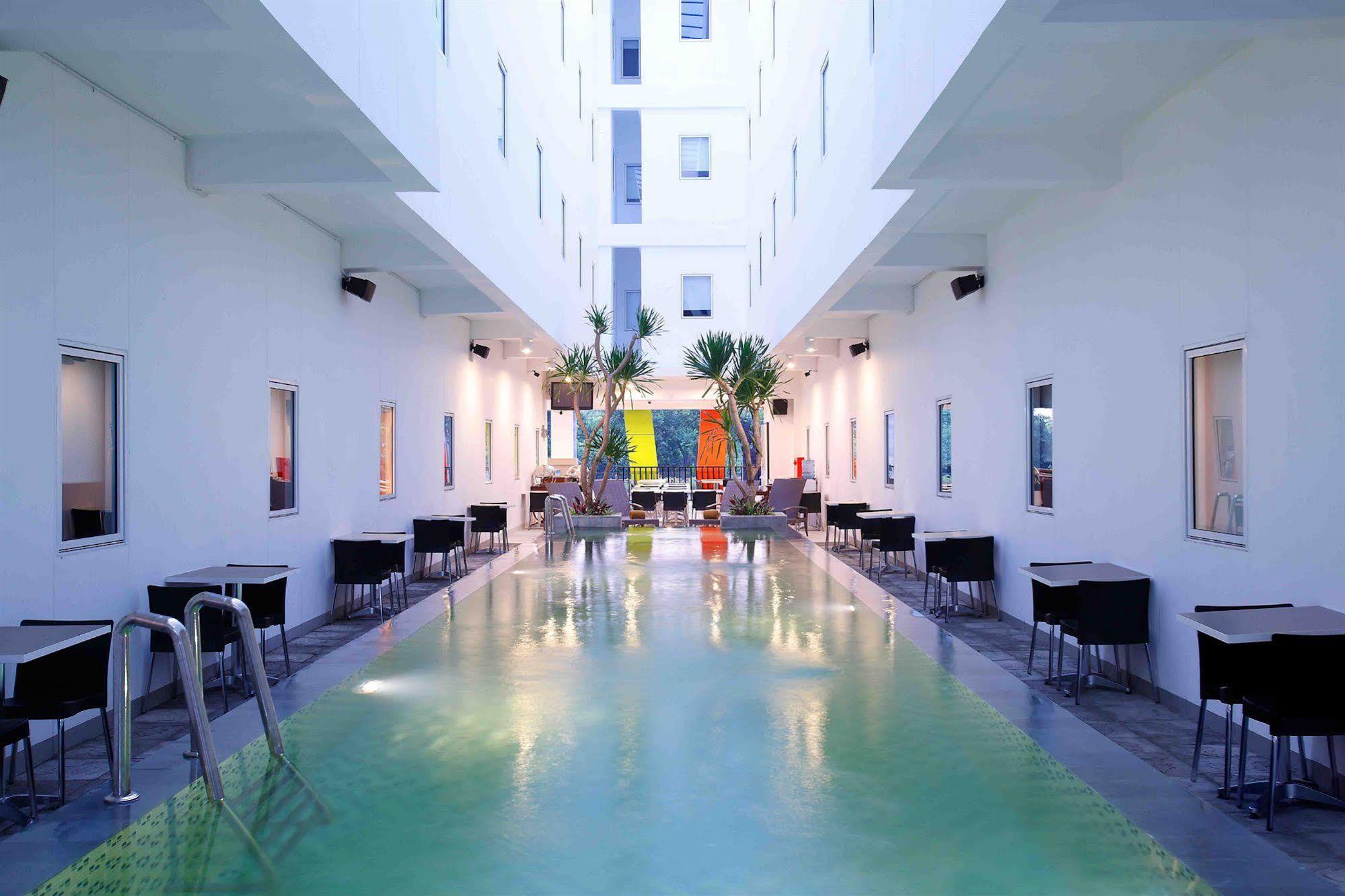 Amaris Hotel Sunset Road - Bali Kuta Lombok Extérieur photo